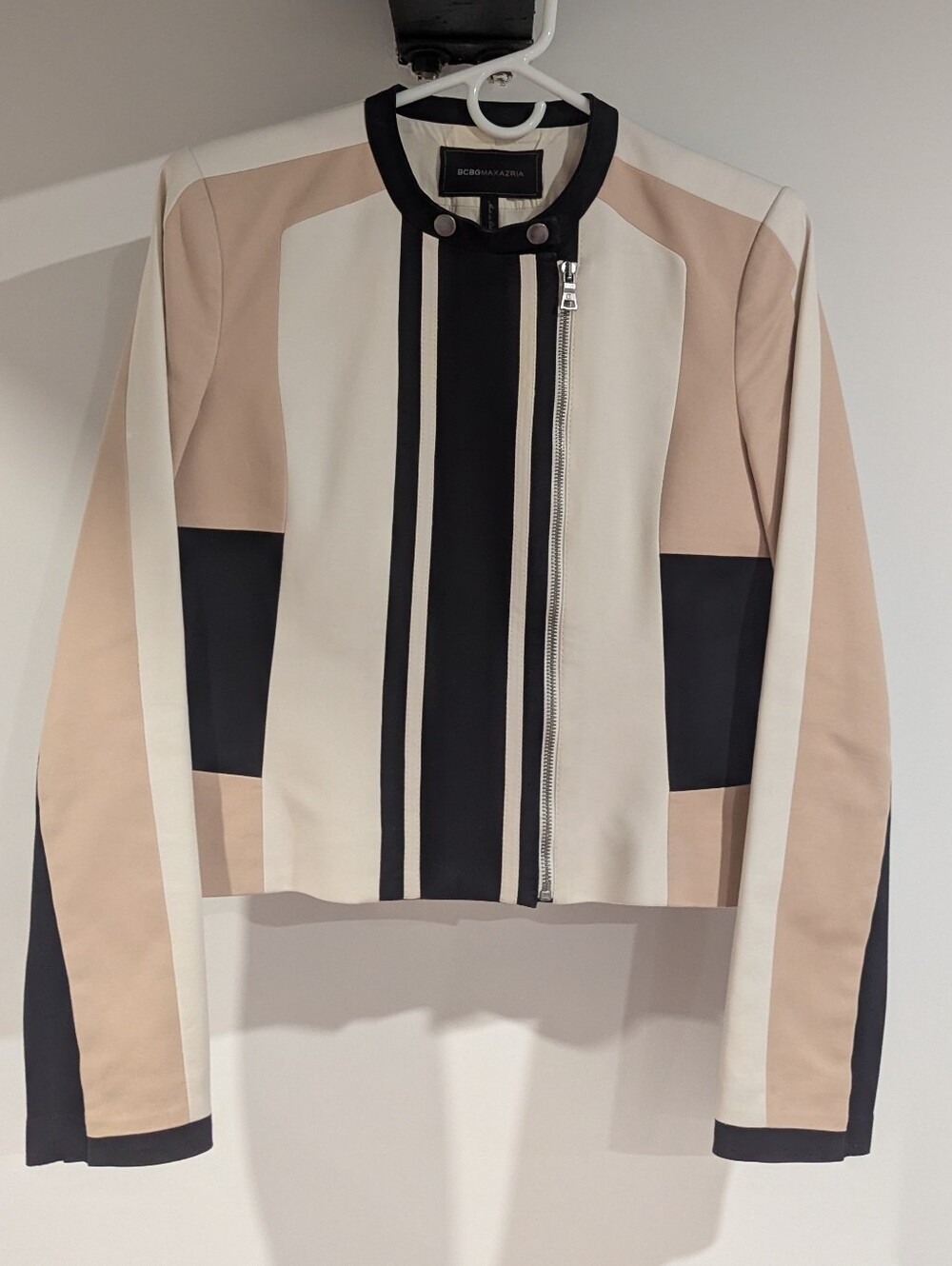 BCBGMaxAzria Suit Jacket S